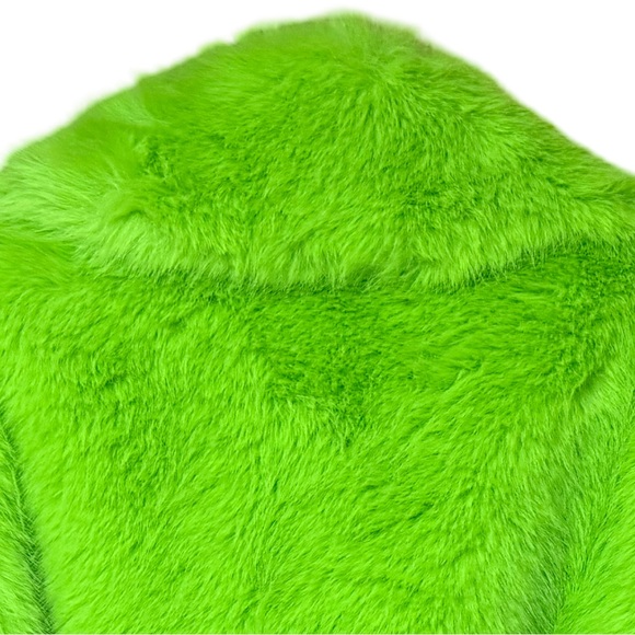 AKIRA NWT Stunning Shocking Green Faux Fur Cropped Lined Teddy Jacket (0720) - Picture 9 of 14
